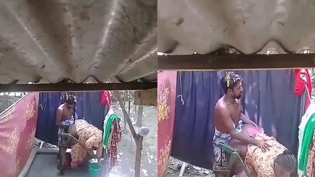 গ্রামের চাচিকে গোসল করার সময় চুদে দিলো || Fucked Village Chachi While She Was Bathing || chachi sex